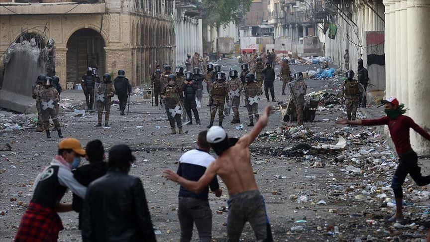 بغداد.. قوات الأمن تطلق الرصاص الحي لتفريق متظاهرين