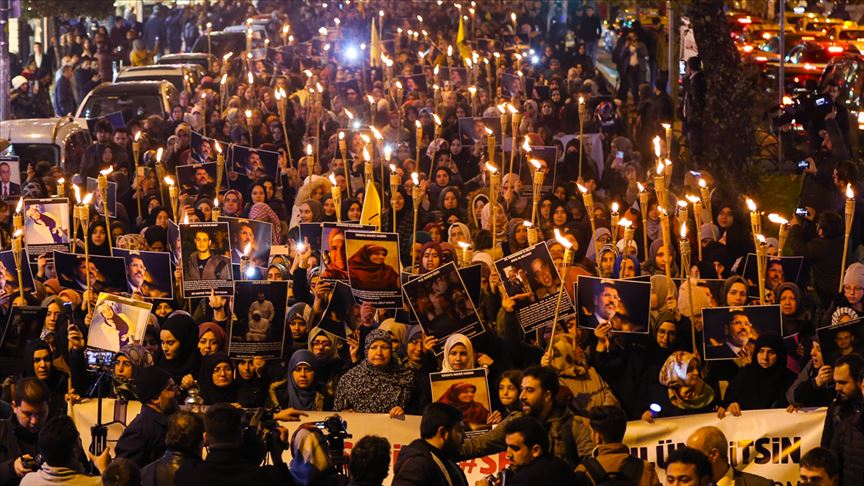 إسطنبول.. الآلاف يشاركون بمسيرة دعما للمعتقلين بالسجون المصرية 