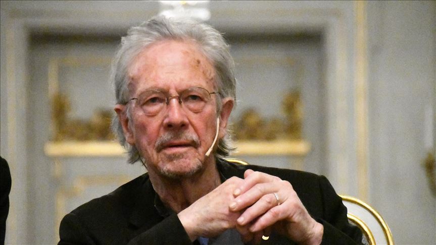 Academia sueca recibe críticas mundiales por el premio Nobel de Literatura 2019