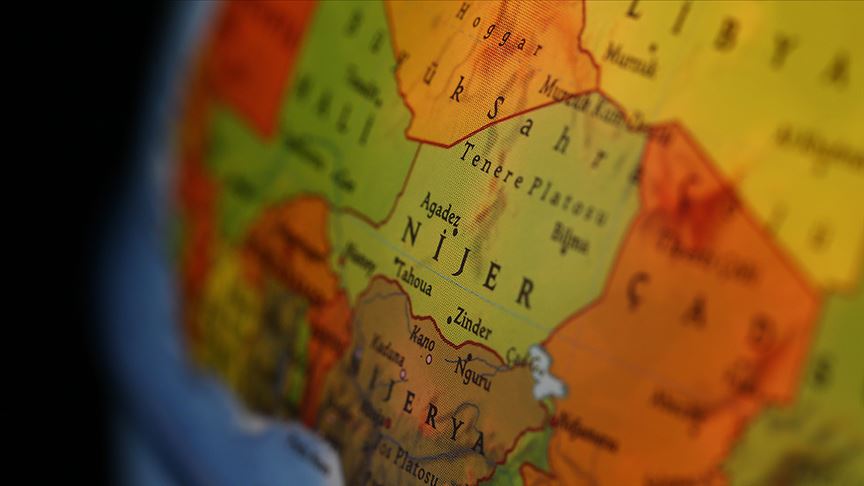 Nijer'de askeri garnizona saldırı: 70 ölü