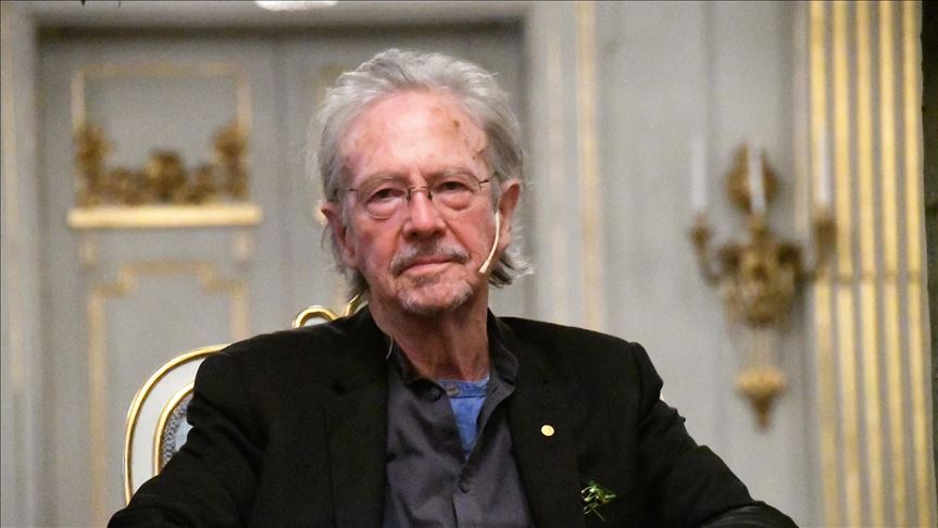 Sarajevo : le lauréat du prix Nobel de littérature, Peter Handke déclaré "persona non grata"