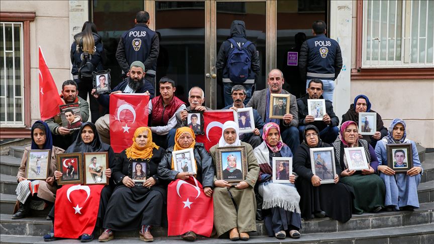 Turkey: Mothers’ sit-in against YPG/PKK marks 100th day