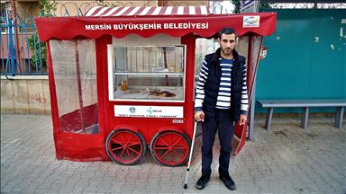 Engelli simitçi 'ekmek teknesi' çalınınca işsiz kaldı