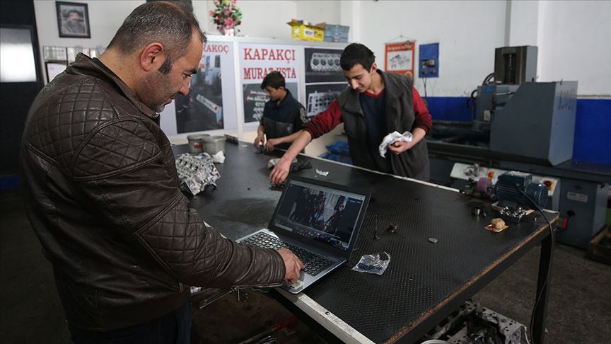 Kayseri'deki oto tamircilerin tercihi 'Harran'da yaşam' oldu