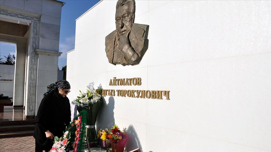 Kırgız yazar Aytmatov doğumunun 91. yılında anıldı