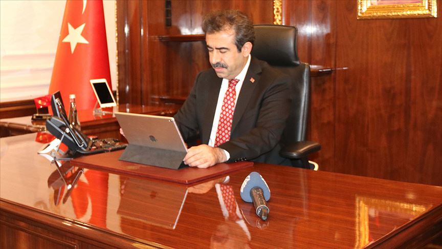 Diyarbakır Valisi Güzeloğlu'nun seçimi 'Çocuklarımızı Geri İstiyoruz' oldu