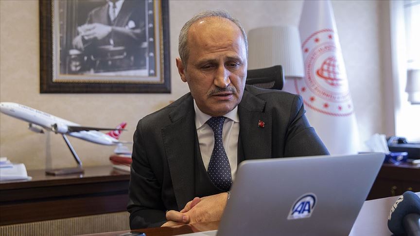 Bakan Turhan'ın seçimi 'Zirvedeki yollar açıldı' fotoğrafı oldu