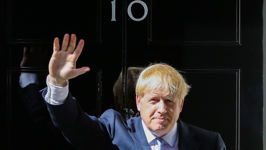 Экзитпол: На выборах в парламент Британии лидируют консерваторы