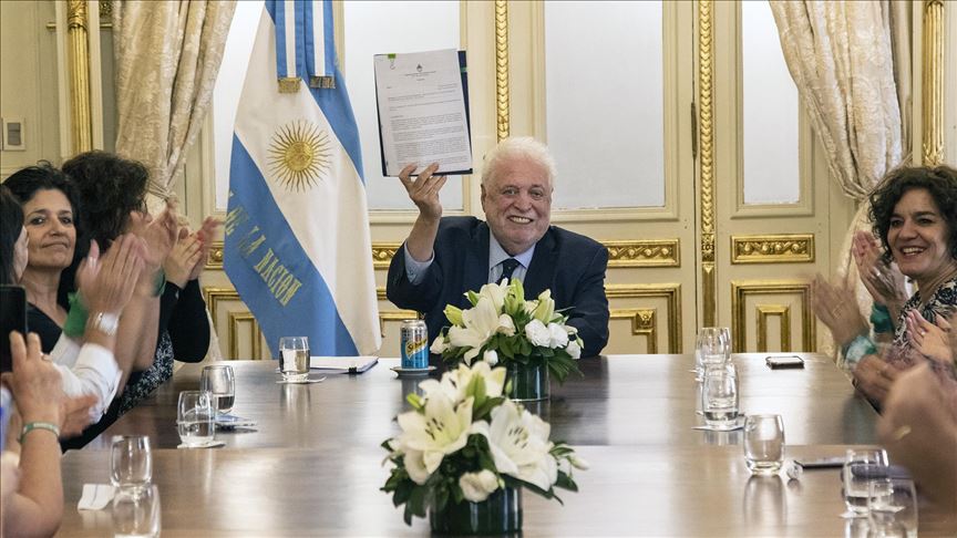 Nuevo ministro de Salud de Argentina presentó nuevo protocolo para el aborto legal