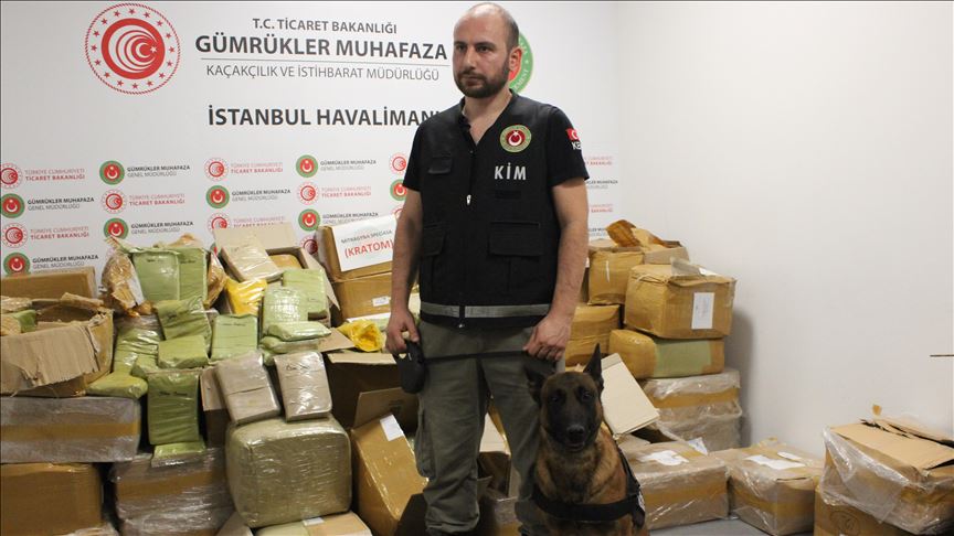Parandalohet kontrabandimi i drogës në Aeroportin e Stambollit