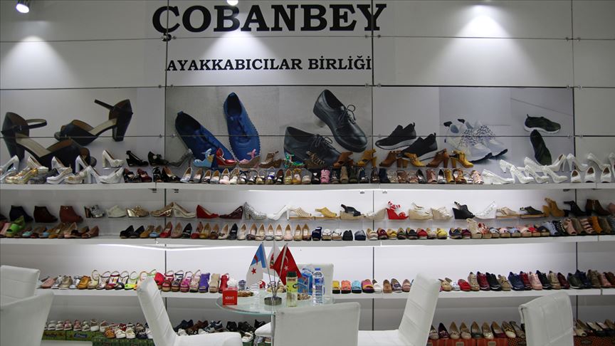 Terörden arındırılan Çobanbey ve Azez'de ayakkabı sektörü canlandı