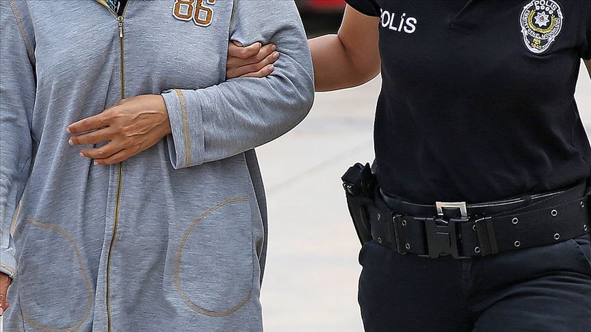 Sultangazi'de apartmana yazılan yazıya ilişkin soruşturmada gözaltı