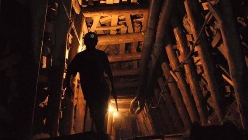 6 killed, dozens trapped in Nigeria mine collapse