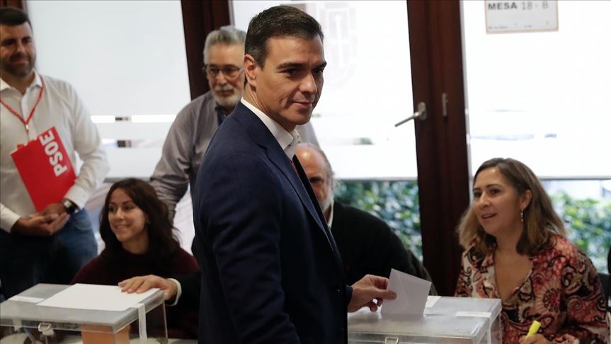 España sigue sin gobierno después de 235 días