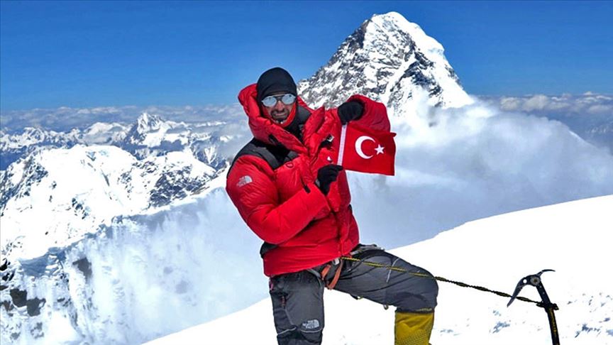 Özgürlüğü zirvelerde bulan çılgın Türk: Tunç Fındık