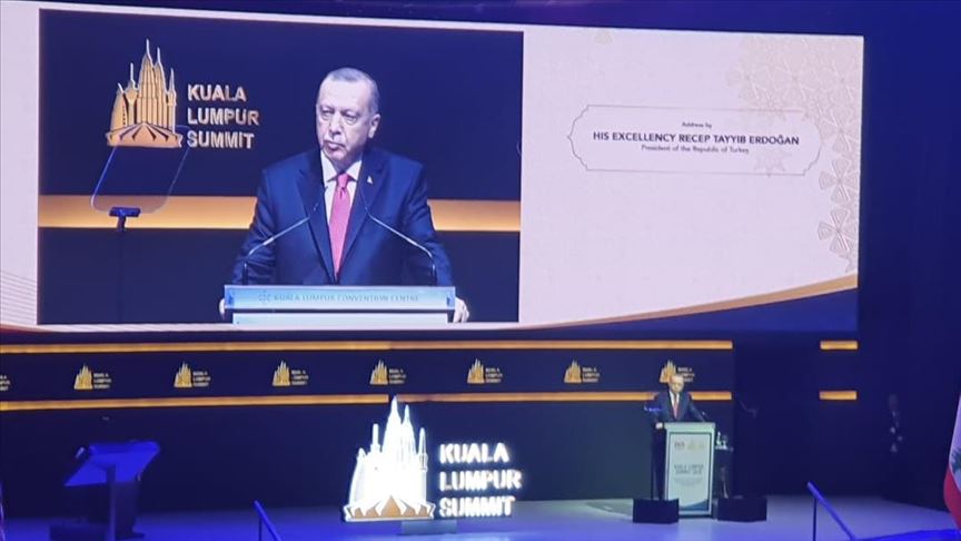 Erdogan: Negara muslim harus evaluasi diri atas persoalan yang terjadi