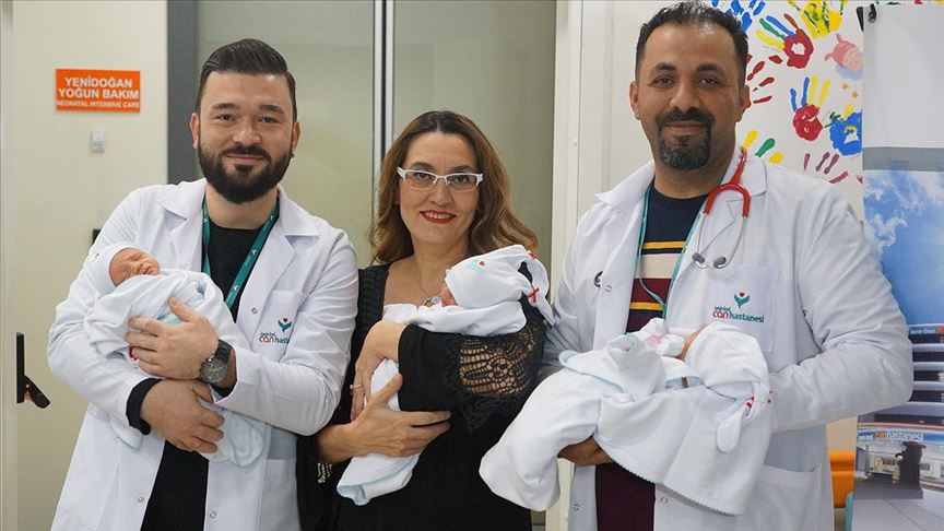 Izmirli Doktor 14 Tup Bebek Denemesinden Olan Ucuzlerini Dunyaya Getirdi