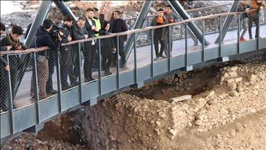 Министерот за култура на Северна Македонија, Хусни Исмаили, го посети Гобеклитепе