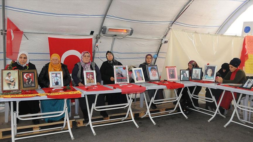 Turkey: Families protesting YPG/PKK for over 100 days