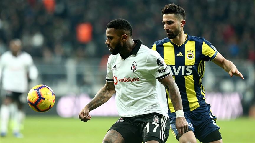 Beşiktaş yılın son derbisinde Fenerbahçe'ye konuk olacak