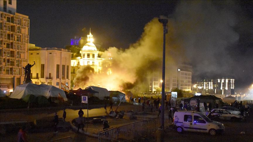 Lebanon: Dozens injured in clash with security forces