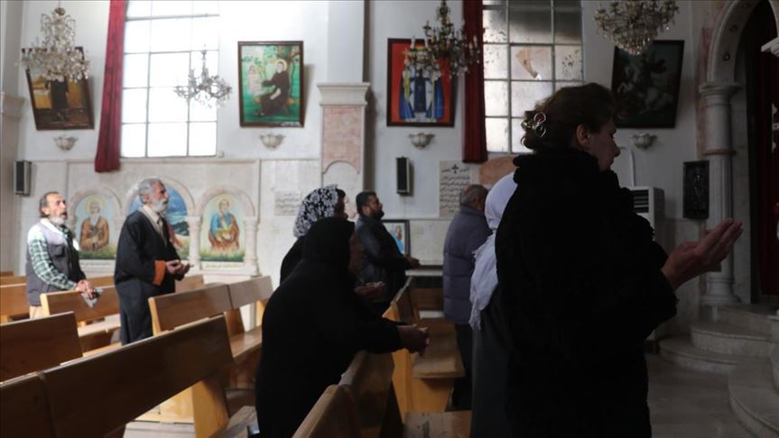 Residents celebrate Christmas in N. Syria with fervor