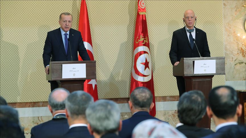 Турция и Тунис выступают за стабильность в Ливии