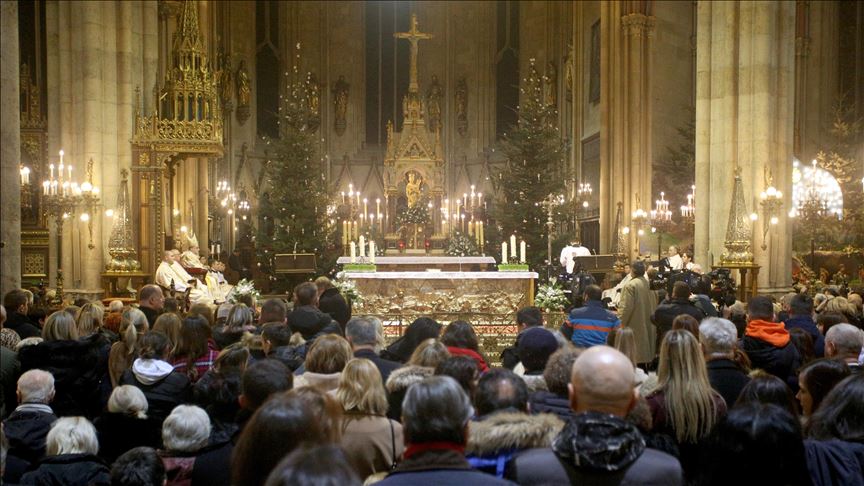 Polnoćka u zagrebačkoj Katedrali: Božić je put prema Bogu