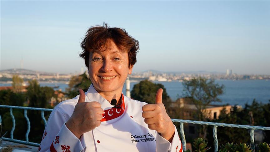 Rus şef Türk mutfağının lezzetlerini ve baharatlarını ülkesine tanıtıyor