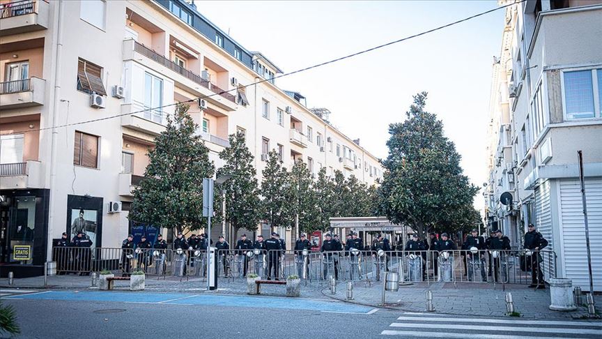 Podgorica blokirana: Policija ne dozvoljava proteste protivnika zakona o slobodi vjeroispovijest
