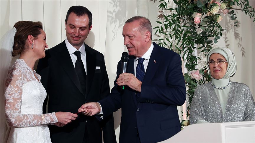 Cumhurbaşkanı Erdoğan nikah şahidi oldu