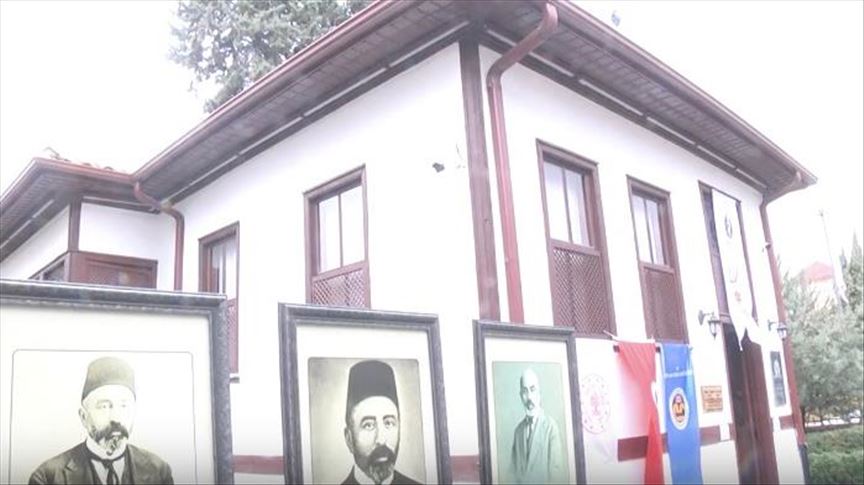 Poet of Turkish national anthem beacon for Muslim world