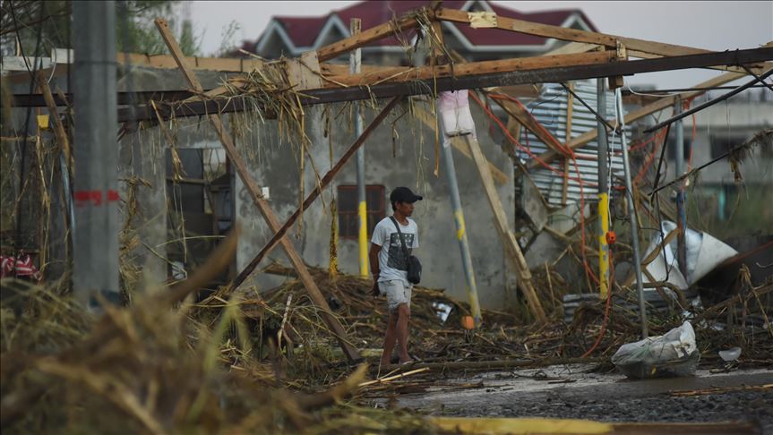 Death toll in Philippine typhoon rises to 21