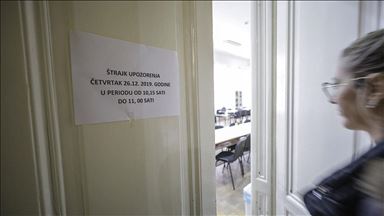 U srednjim školama i ustanovama kulture u Sarajevu štrajk upozorenja: Naći sredstva za povećanje plata
