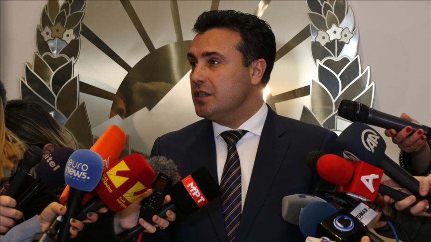 Zaev dhe Mickoski vazhdojnë konsultimet për përbërjen e qeverisë së përkohshme
