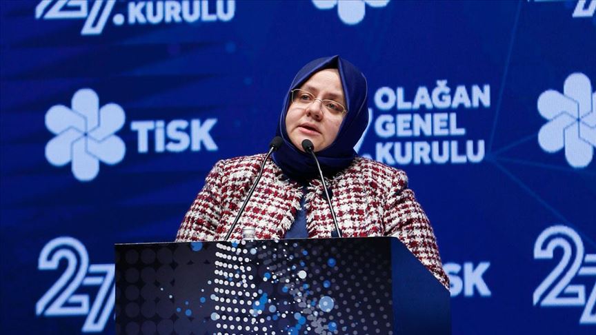 Bakan Selçuk: Asgari ücrette gelecek yıl her iki tarafın anlaştığı rakamlar üzerinden konuşacağız