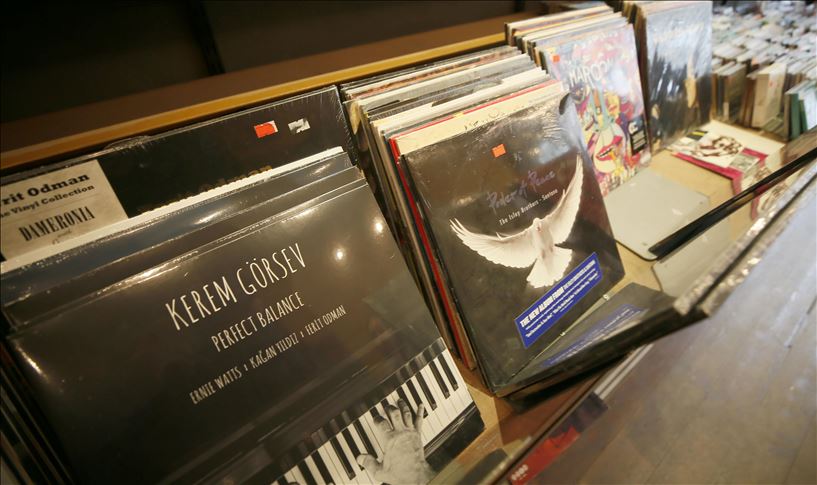 Decades-old Istanbul record store set to close its doors