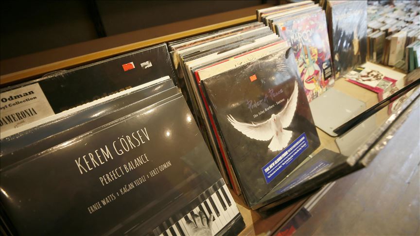 Decades-old Istanbul record store set to close its doors