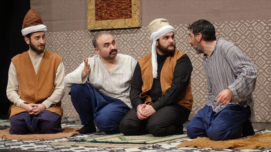 'Ziyafet Sofrası' 384. kez tiyatroseverlerle buluştu