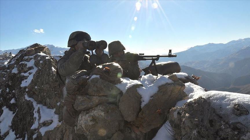 Turkey: 5 PKK terrorists surrender to security forces