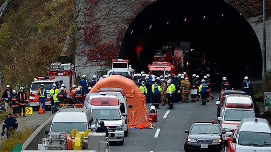 China tunnel collapse kills 4