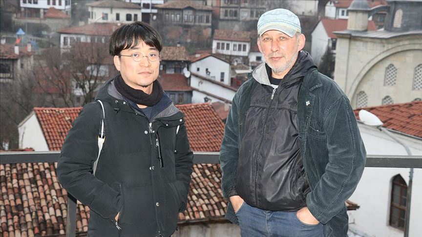 Uzak Doğulu turistlerin gönüllü turizm elçisi: Sakin Sakarya