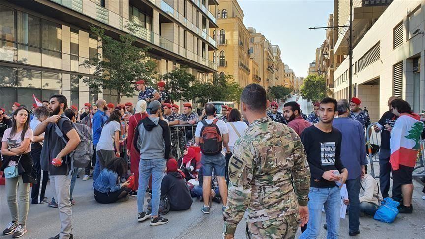 لبنان.. عودة الاحتجاجات بعد نهاية أعياد رأس السنة