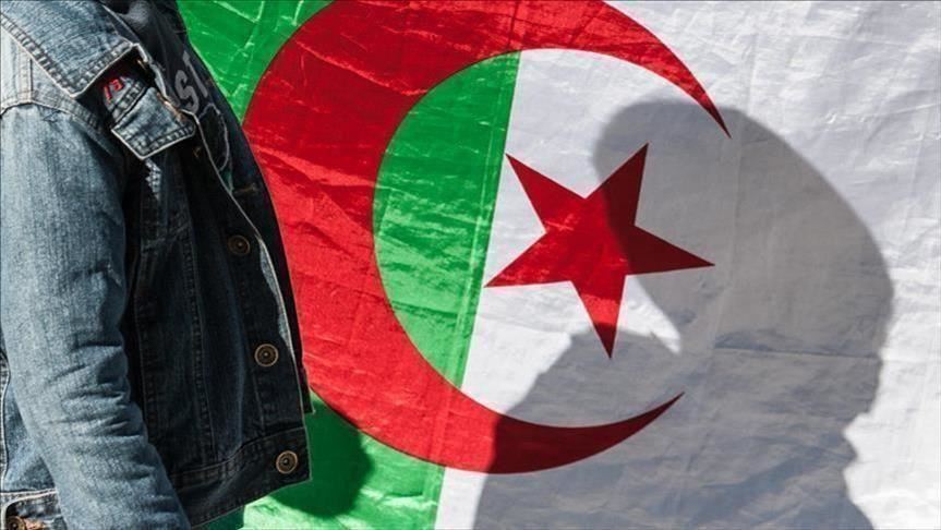 الجزائر تعلن عزمها إطلاق مبادرات لدعم الحل السلمي في ليبيا