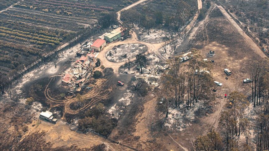 Avustralya'daki yangınlarda ölü sayısı 23'e yükseldi