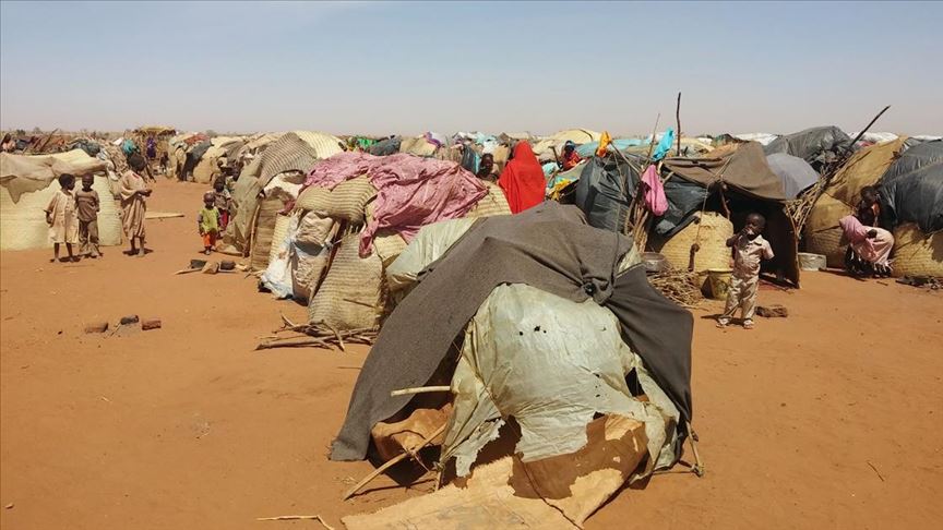 Sudan’ın Darfur bölgesindeki çatışmalar nedeniyle 5 bin kişi Çad’a sığındı