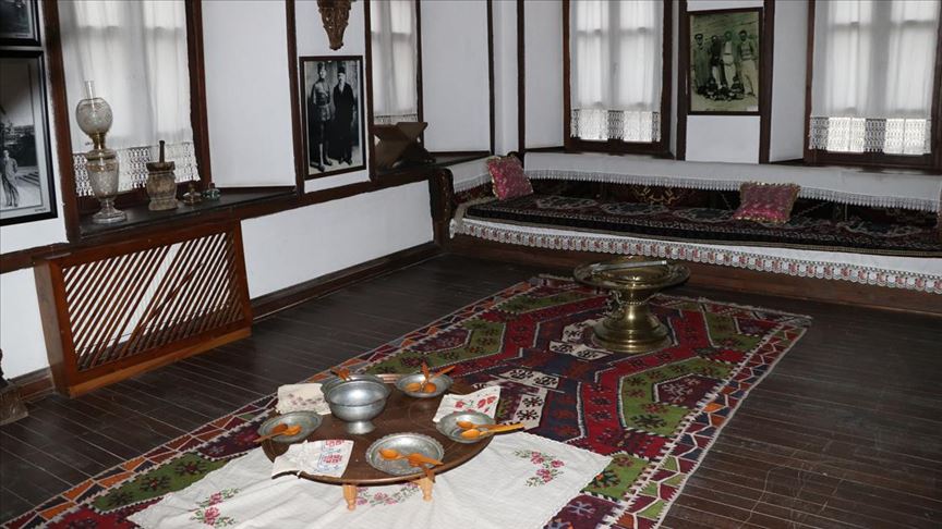konak tarih kokuyor