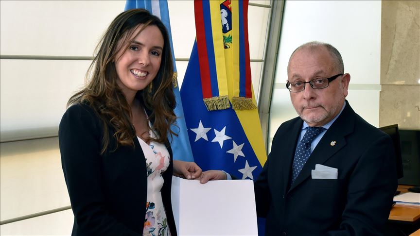 Representante de Guaidó en Argentina seguirá en ese país y busca diálogo con Fernández