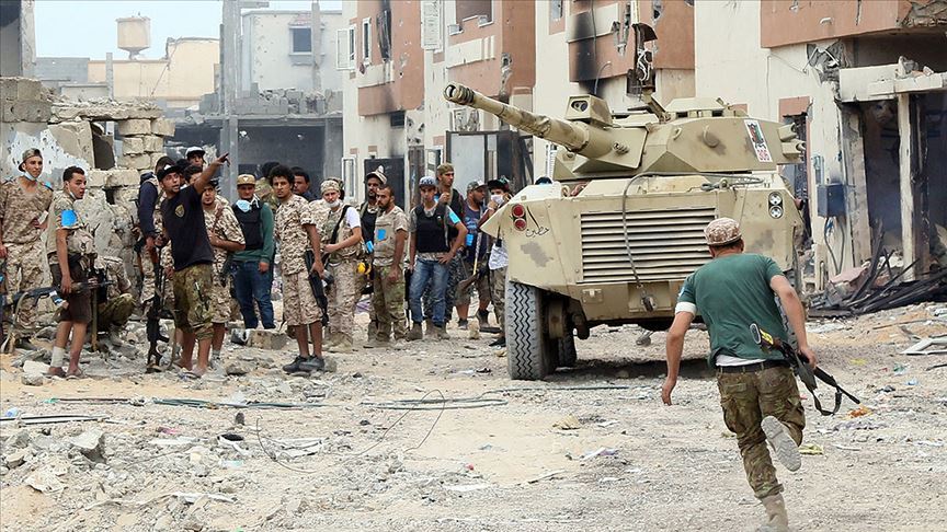 Libya'daki hükümet güçleriyle Hafter milisleri Sirte kenti dışında çatışıyor