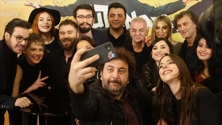 Trt Nin Yeni Dizisi Tutunamayanlar Izleyiciyle Bulustu